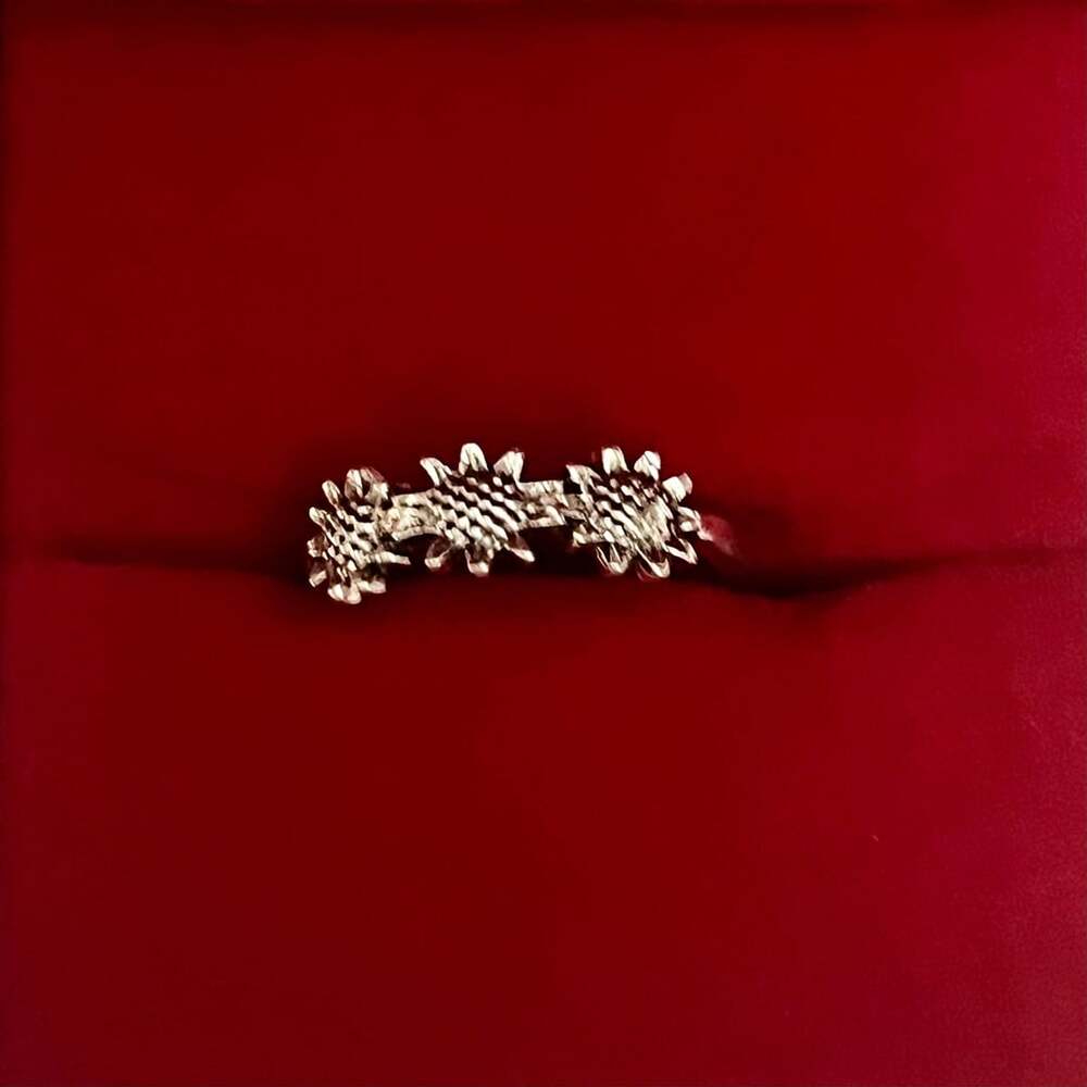 Triple Flower Titanium Steel Silver Ring Size 5